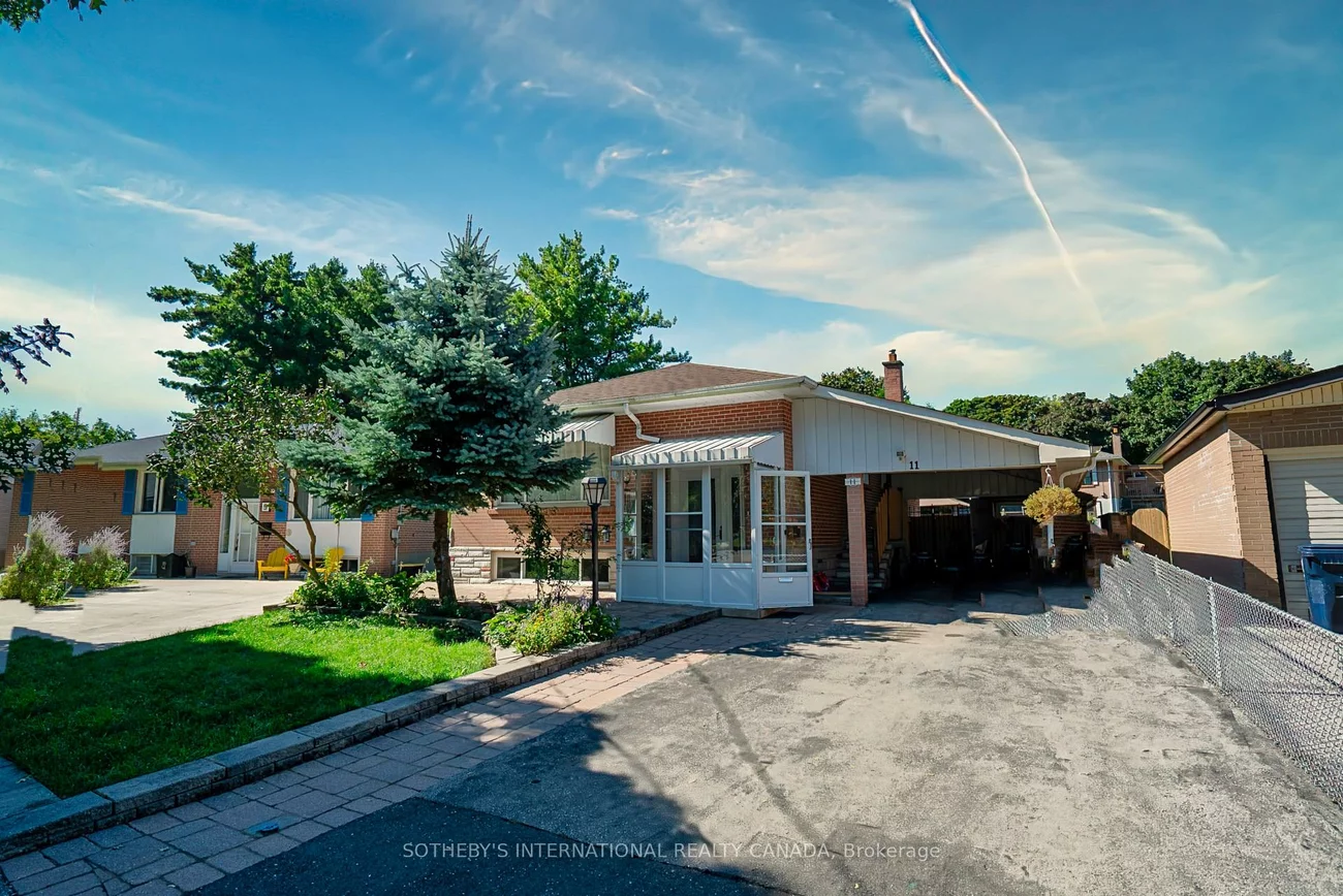 11, Buckhorn, Thistletown-Beaumonde Heights, Toronto