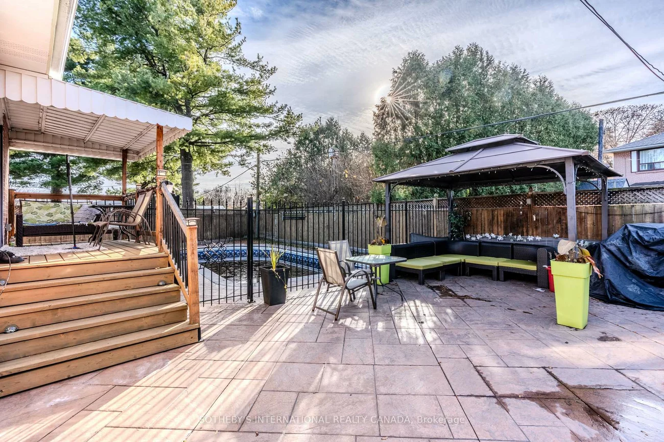 11, Buckhorn, Thistletown-Beaumonde Heights, Toronto