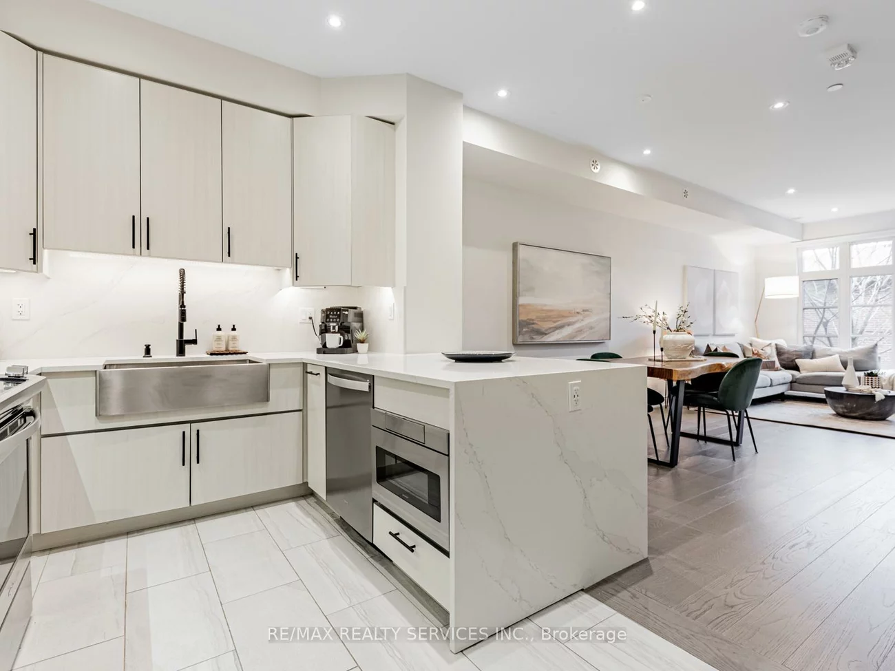 71, Elder, Long Branch, Toronto