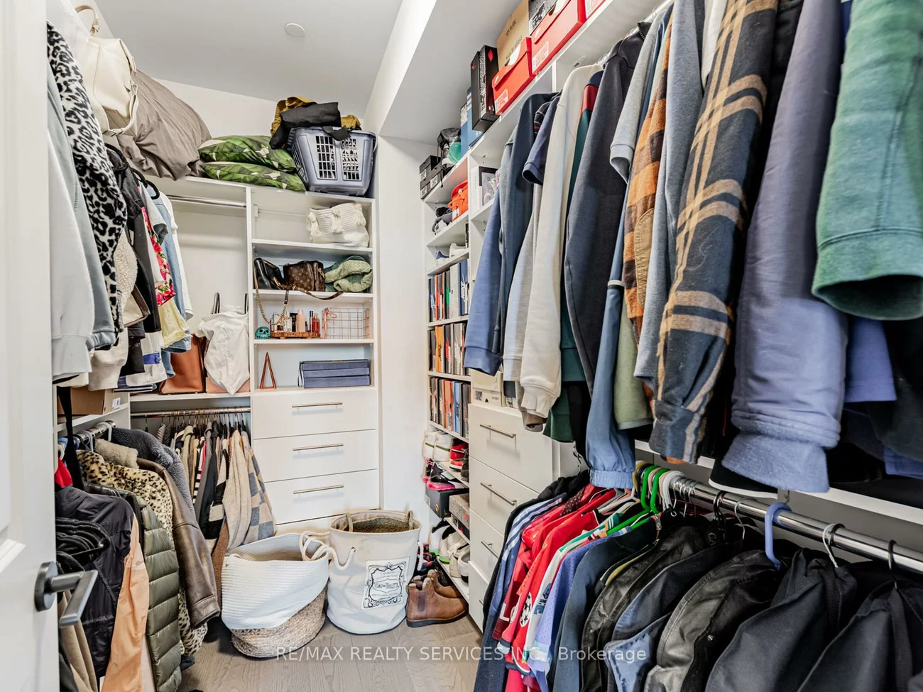 71, Elder, Long Branch, Toronto