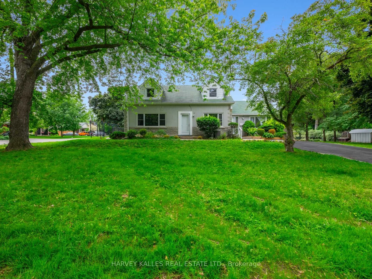 12, Gibson, Thistletown-Beaumonde Heights, Toronto