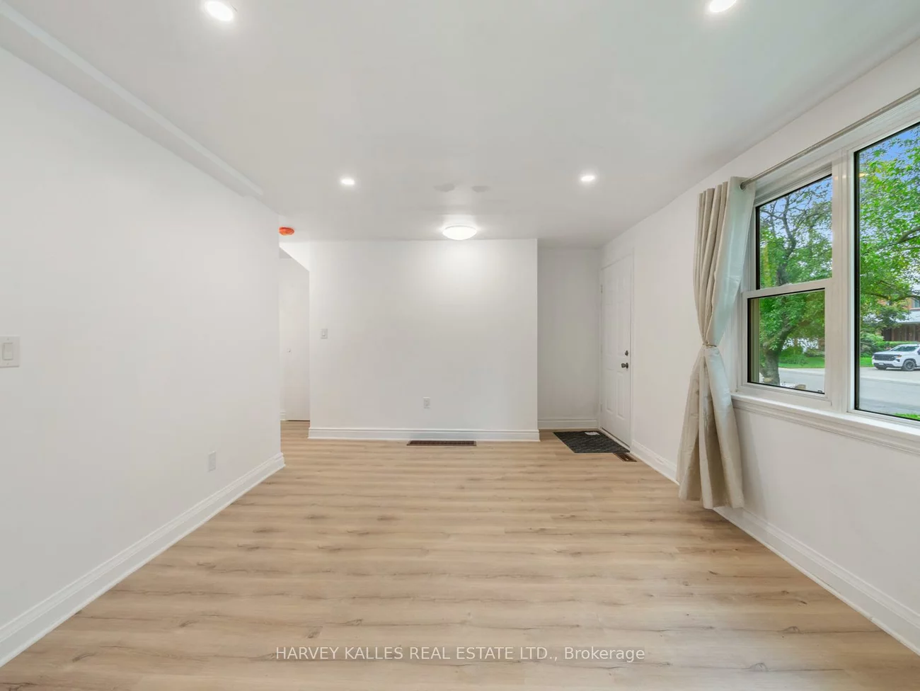 12, Gibson, Thistletown-Beaumonde Heights, Toronto