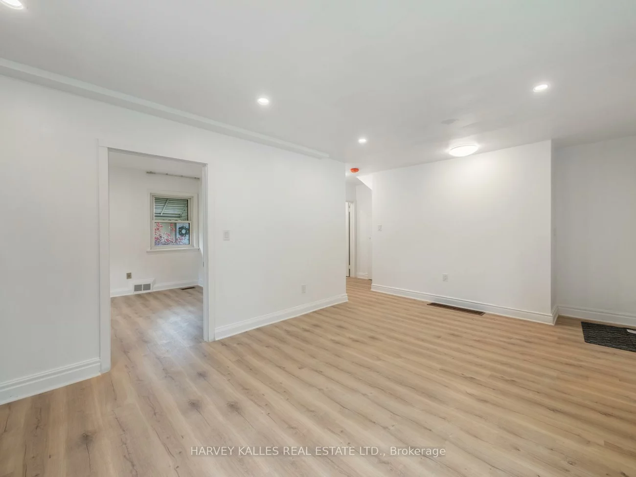 12, Gibson, Thistletown-Beaumonde Heights, Toronto