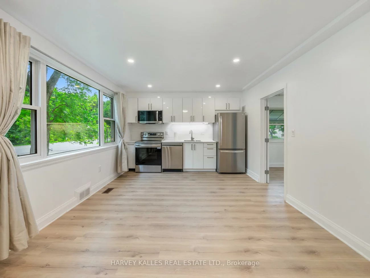 12, Gibson, Thistletown-Beaumonde Heights, Toronto