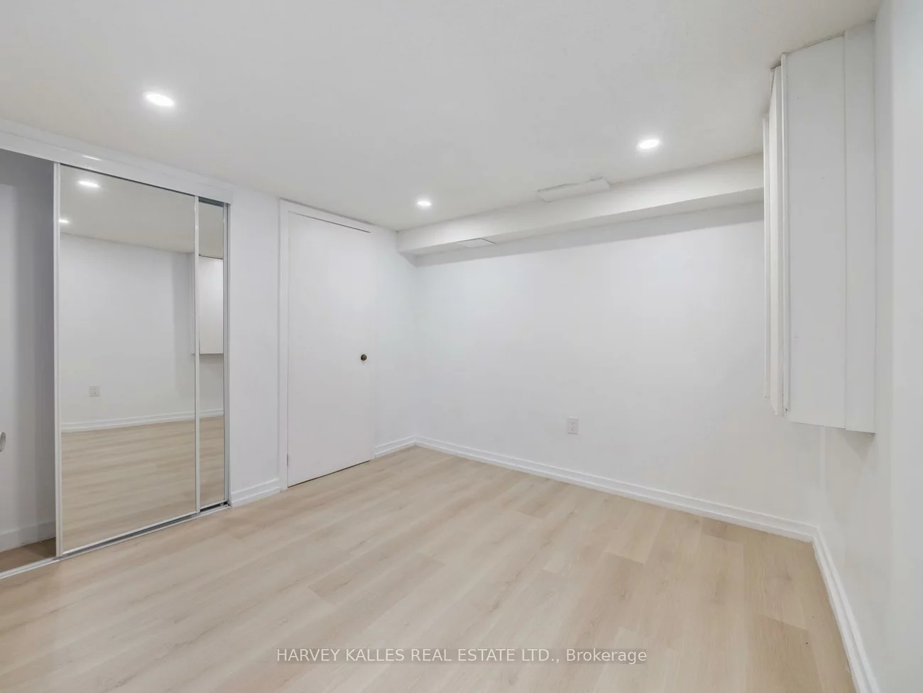 12, Gibson, Thistletown-Beaumonde Heights, Toronto