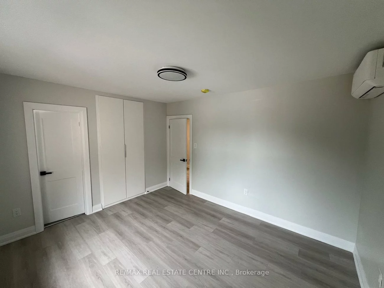 255, Gamma, Alderwood, Toronto