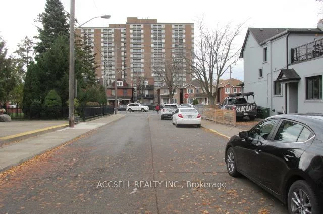 5, Gillespie, Weston-Pellam Park, Toronto