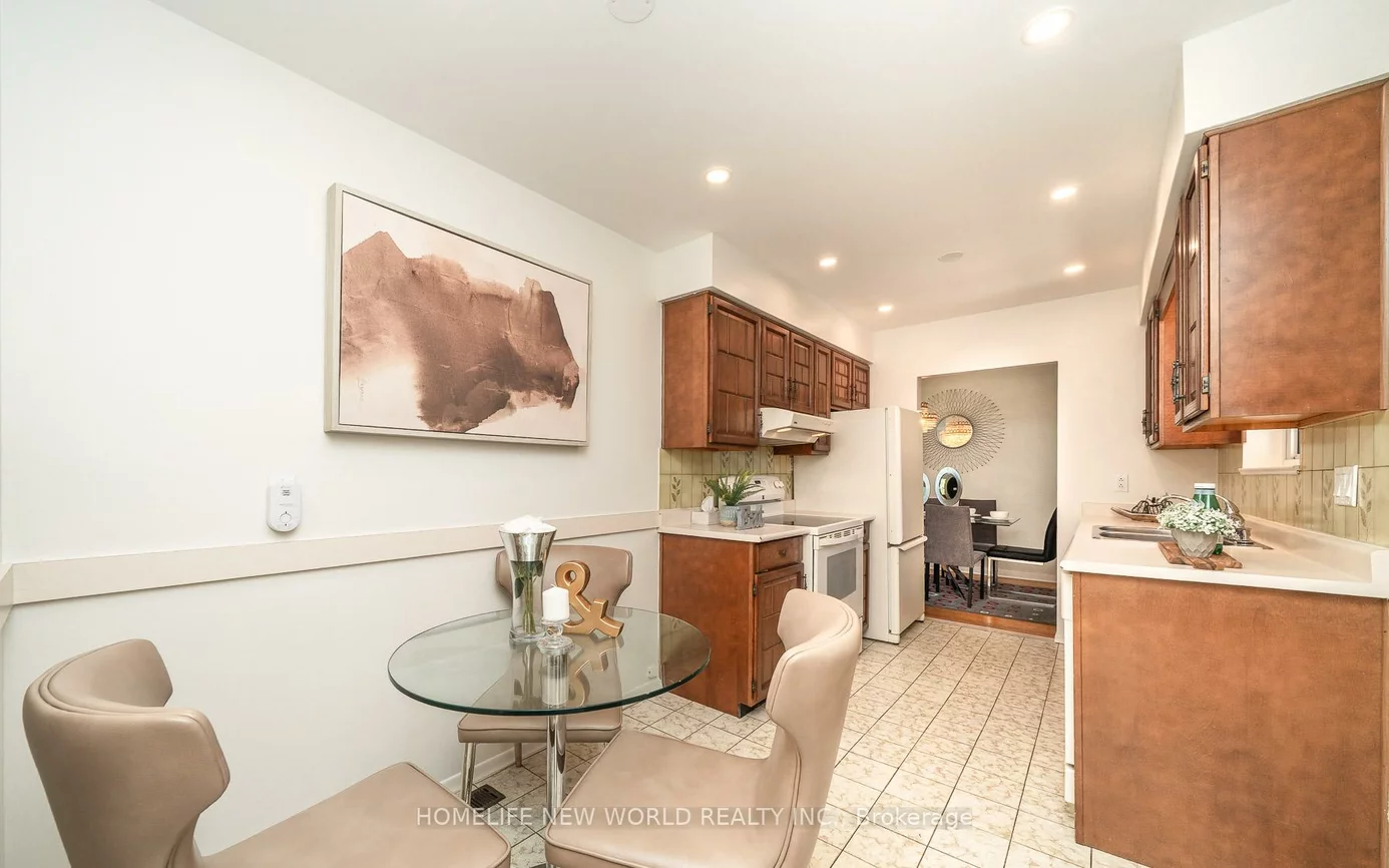 308, Sentinel, York University Heights, Toronto