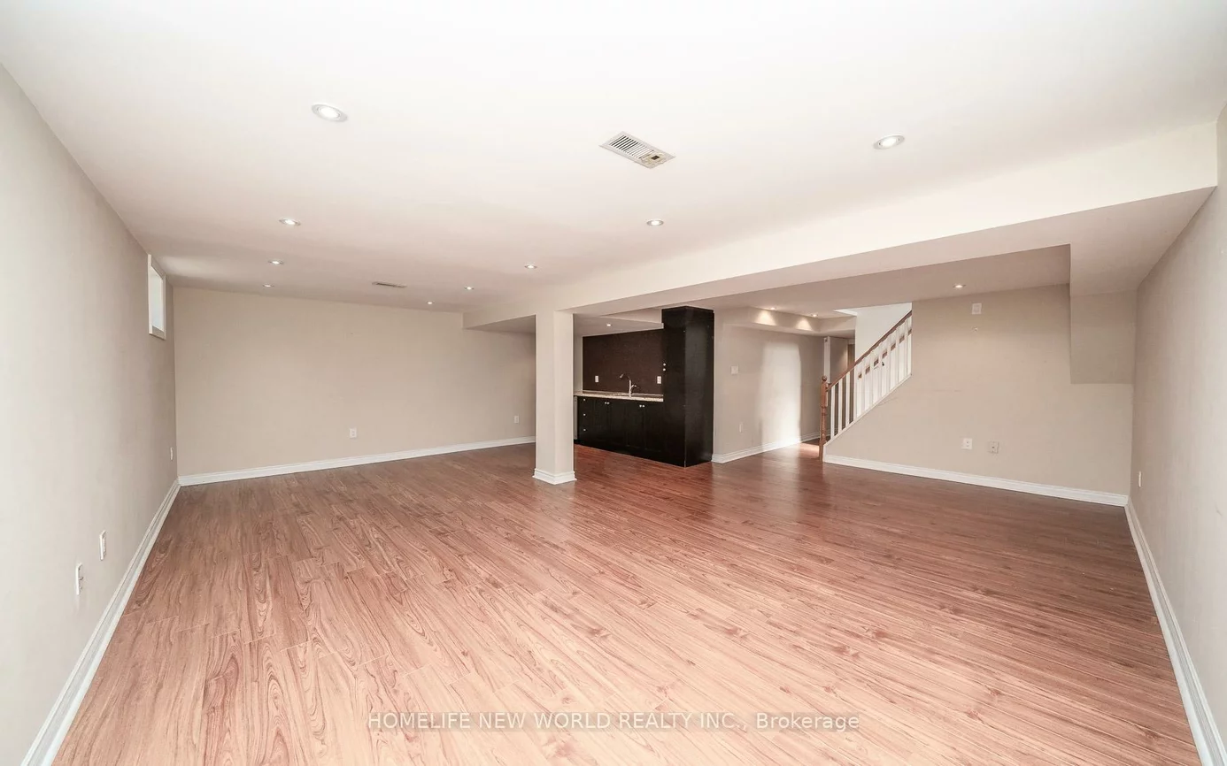 308, Sentinel, York University Heights, Toronto