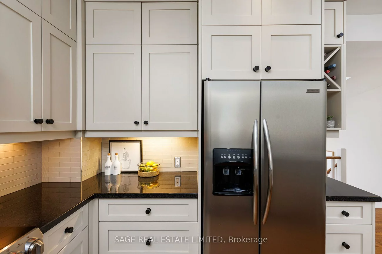 277, Evelyn, Junction Area, Toronto