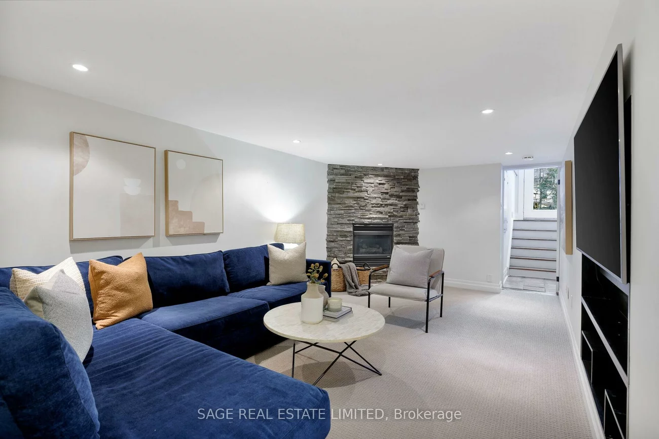 277, Evelyn, Junction Area, Toronto