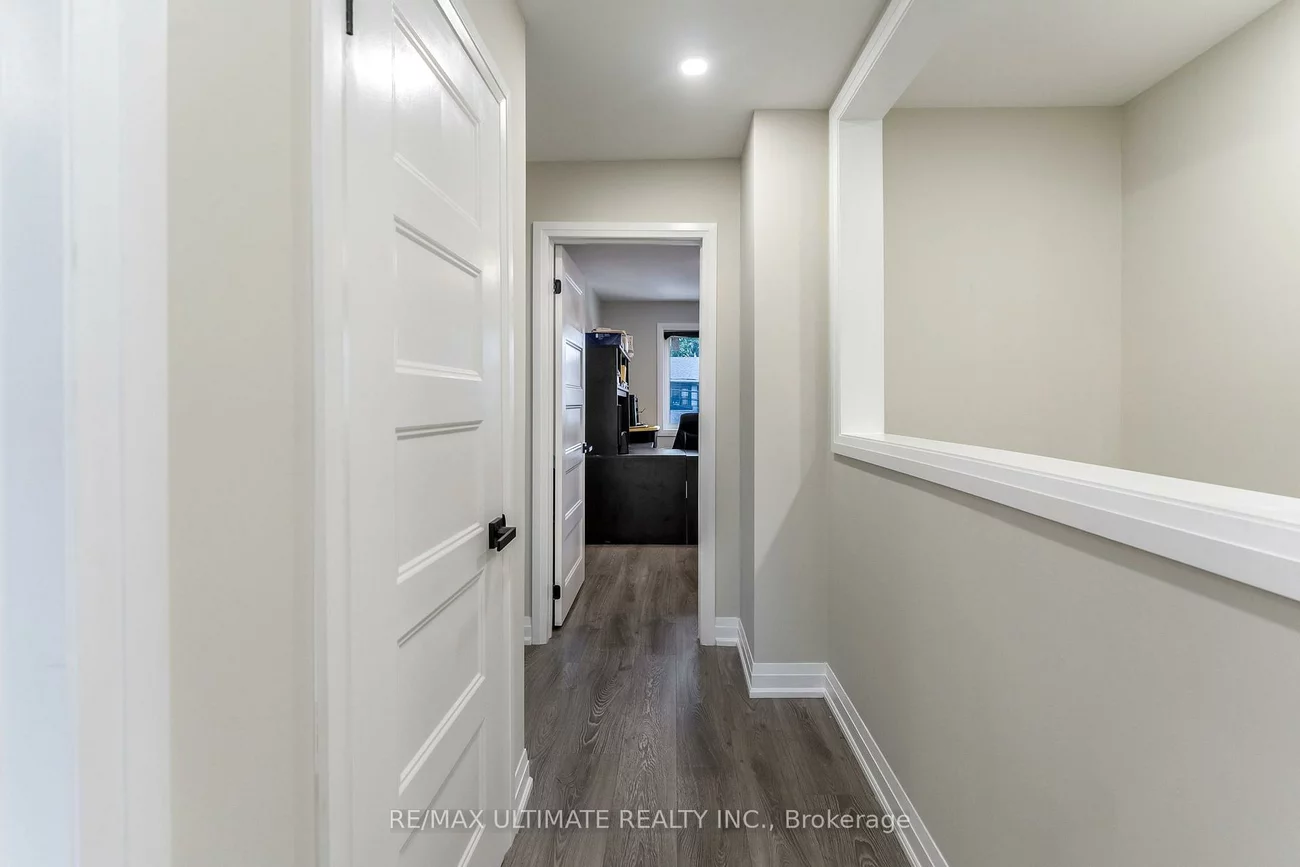 47, Mahoney, Mount Dennis, Toronto