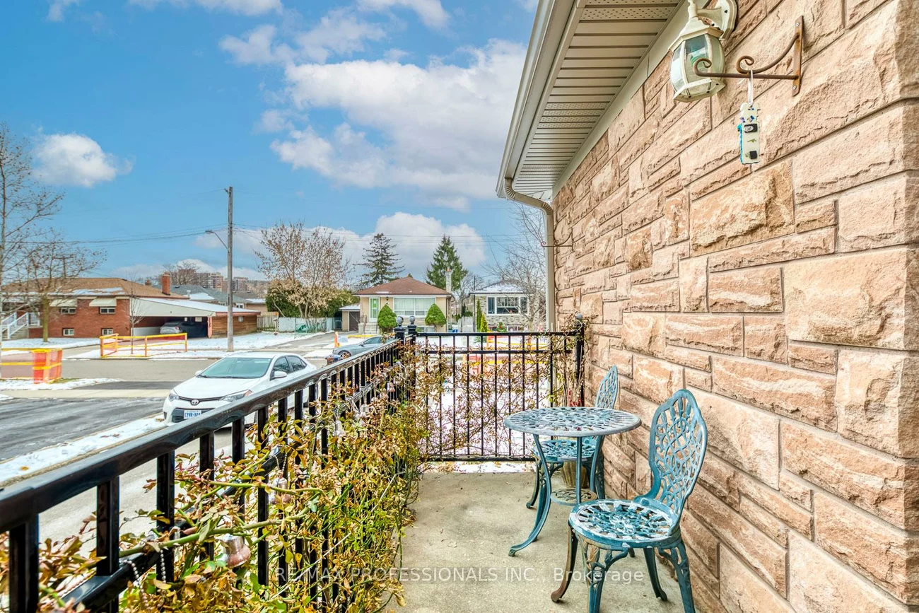 7, Belgate, Eringate-Centennial-West Deane, Toronto