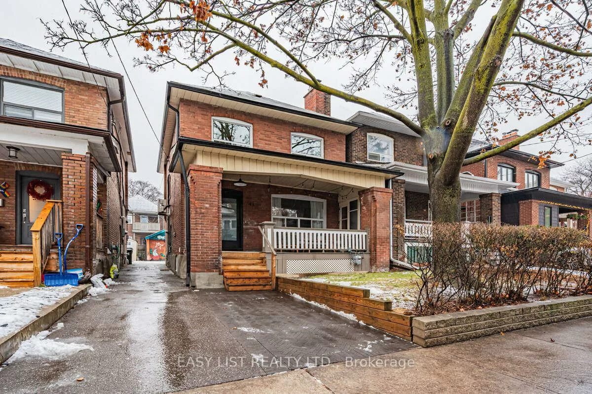 44, Parkdale, High Park-Swansea, Toronto