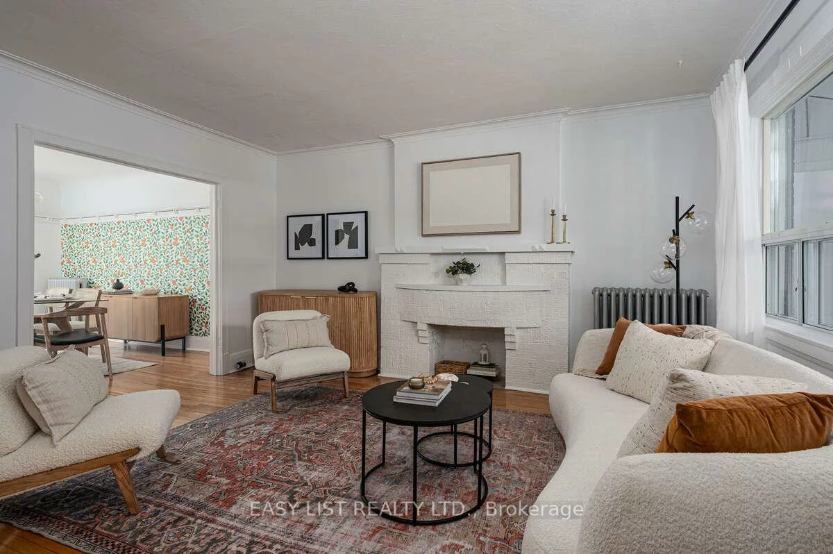 44, Parkdale, High Park-Swansea, Toronto