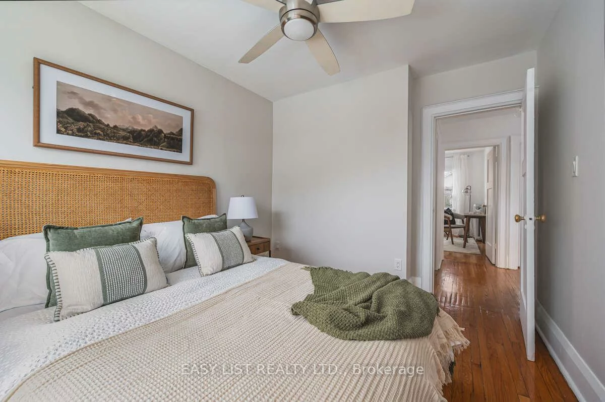 44, Parkdale, High Park-Swansea, Toronto