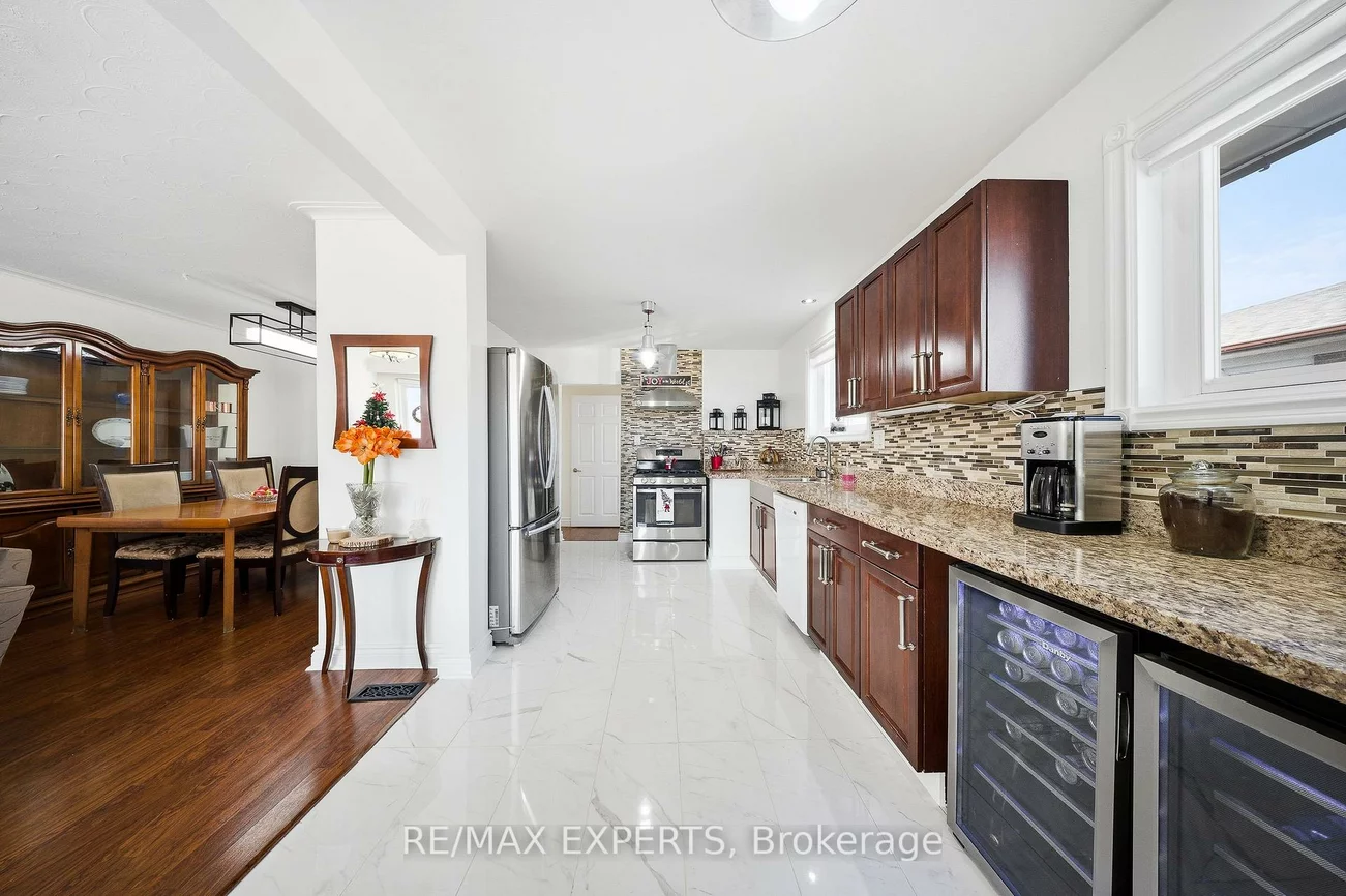 16, Navenby, Humber Summit, Toronto