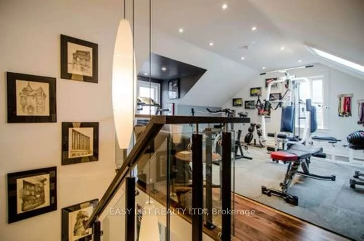 76, Dunn, South Parkdale, Toronto