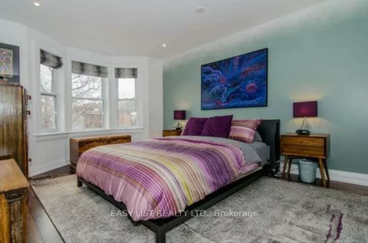 76, Dunn, South Parkdale, Toronto