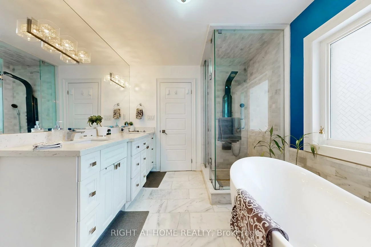 129, Meadowbank, Islington-City Centre West, Toronto