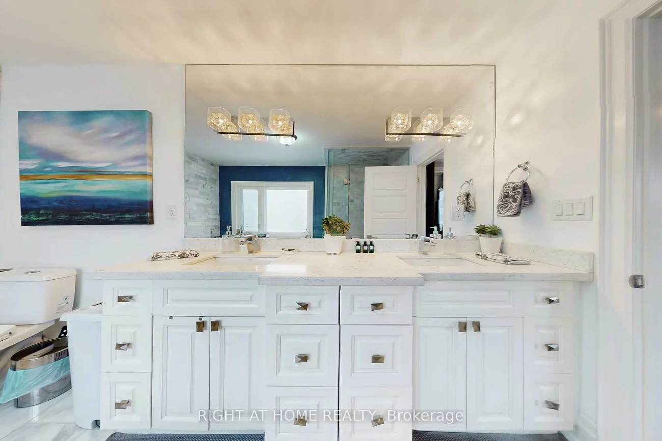 129, Meadowbank, Islington-City Centre West, Toronto