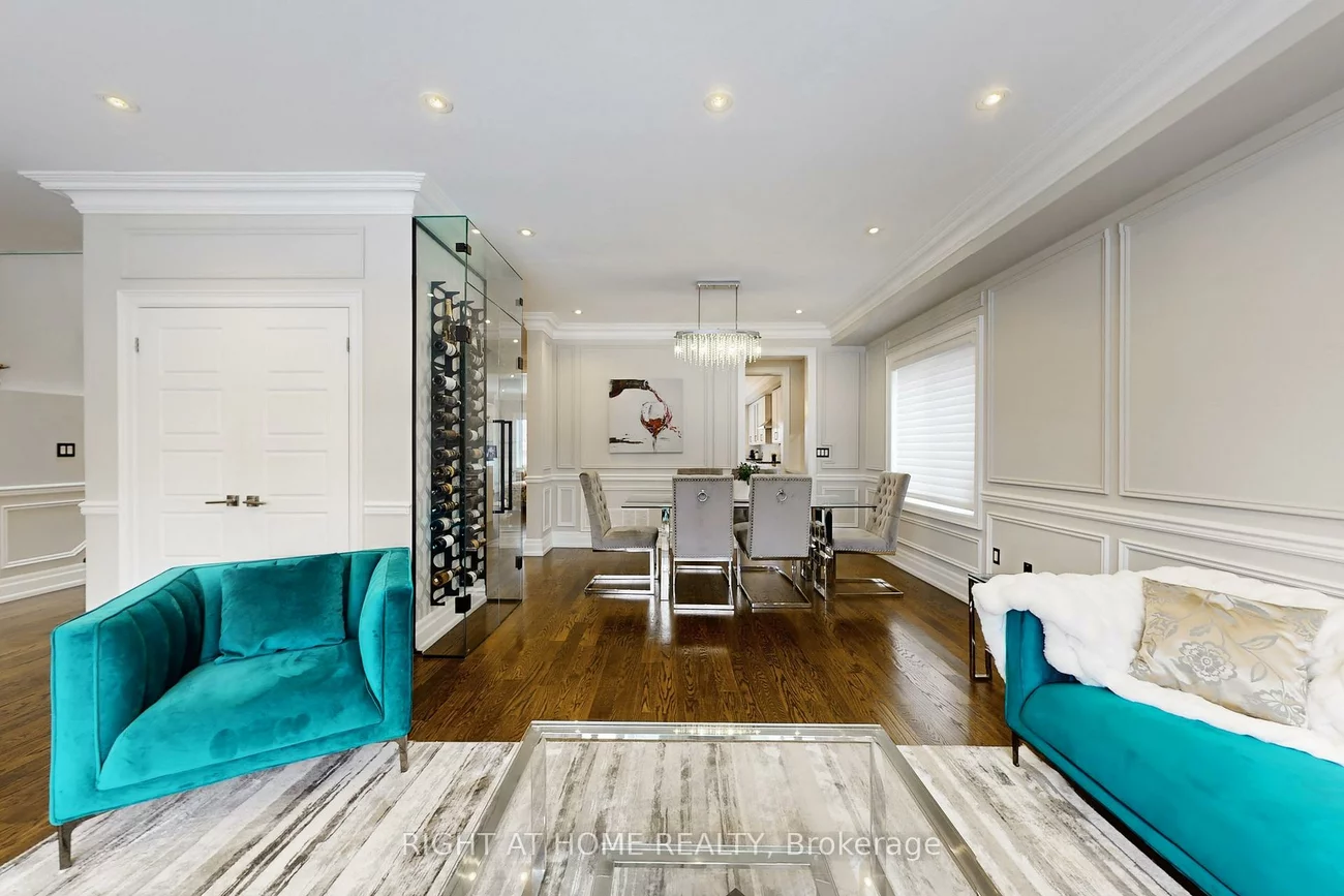 129, Meadowbank, Islington-City Centre West, Toronto