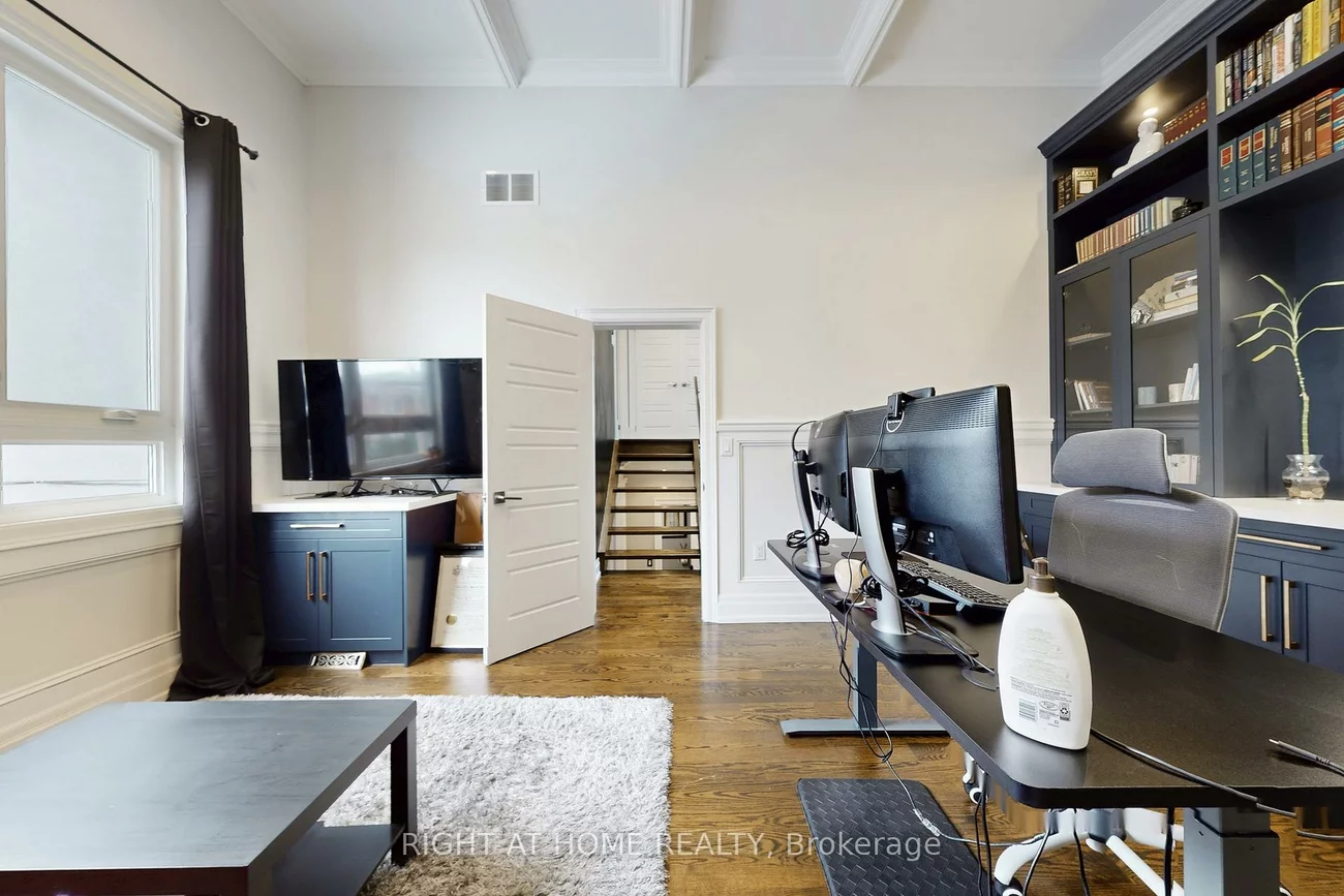 129, Meadowbank, Islington-City Centre West, Toronto