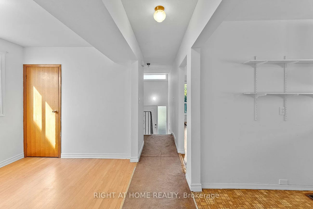 160, Varsity, Lambton Baby Point, Toronto