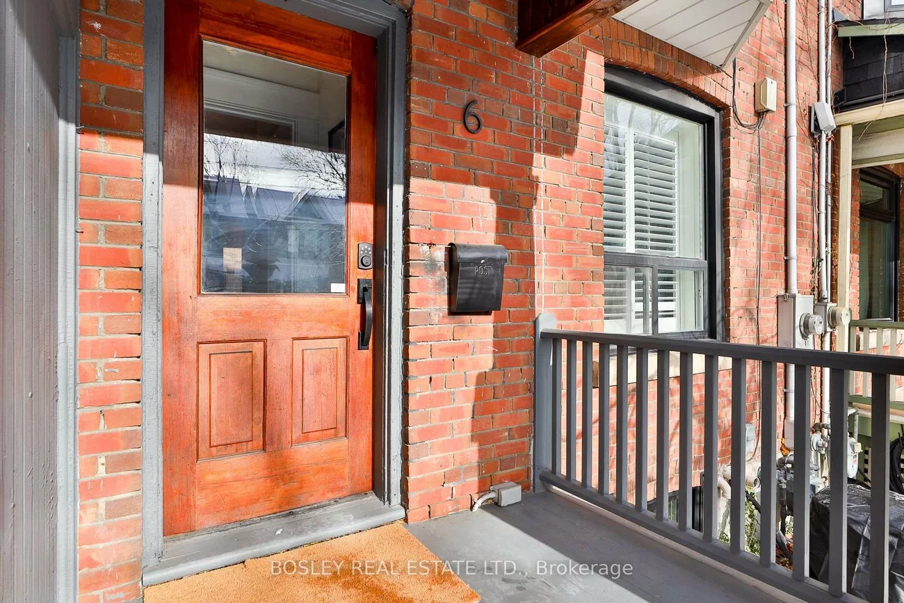 6, Westminster, Roncesvalles, Toronto