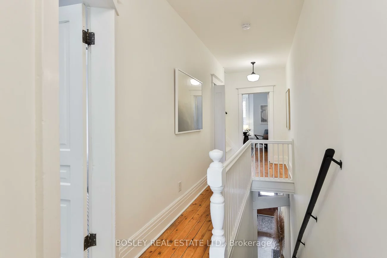 6, Westminster, Roncesvalles, Toronto