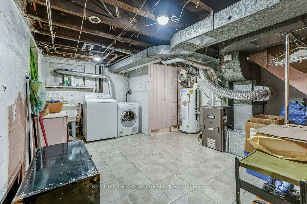 612, Beresford, Runnymede-Bloor West Village, Toronto