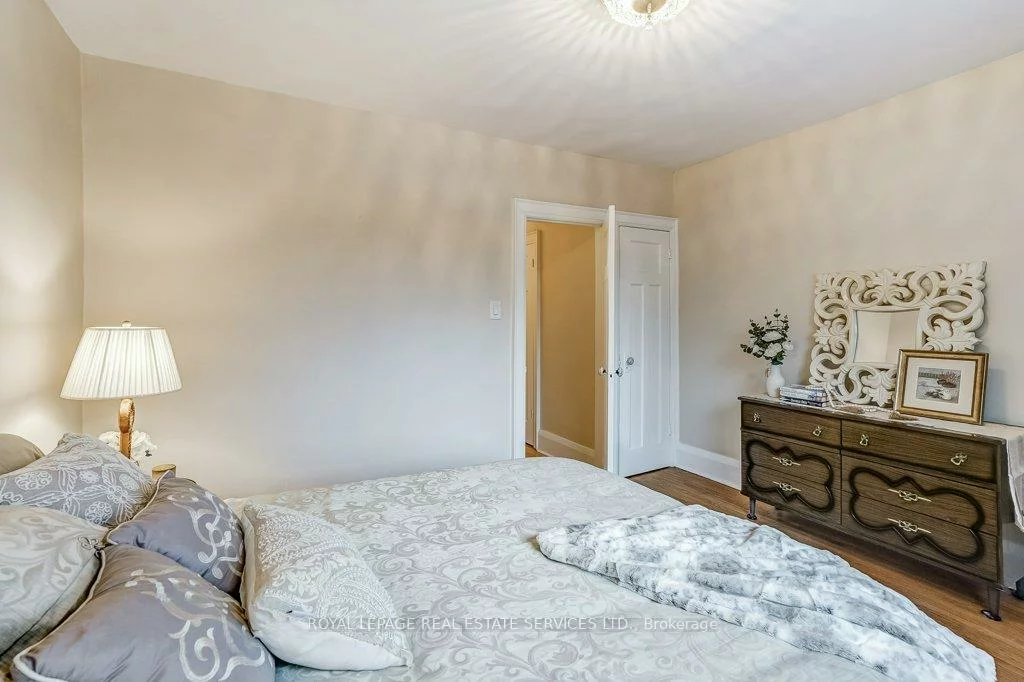 612, Beresford, Runnymede-Bloor West Village, Toronto