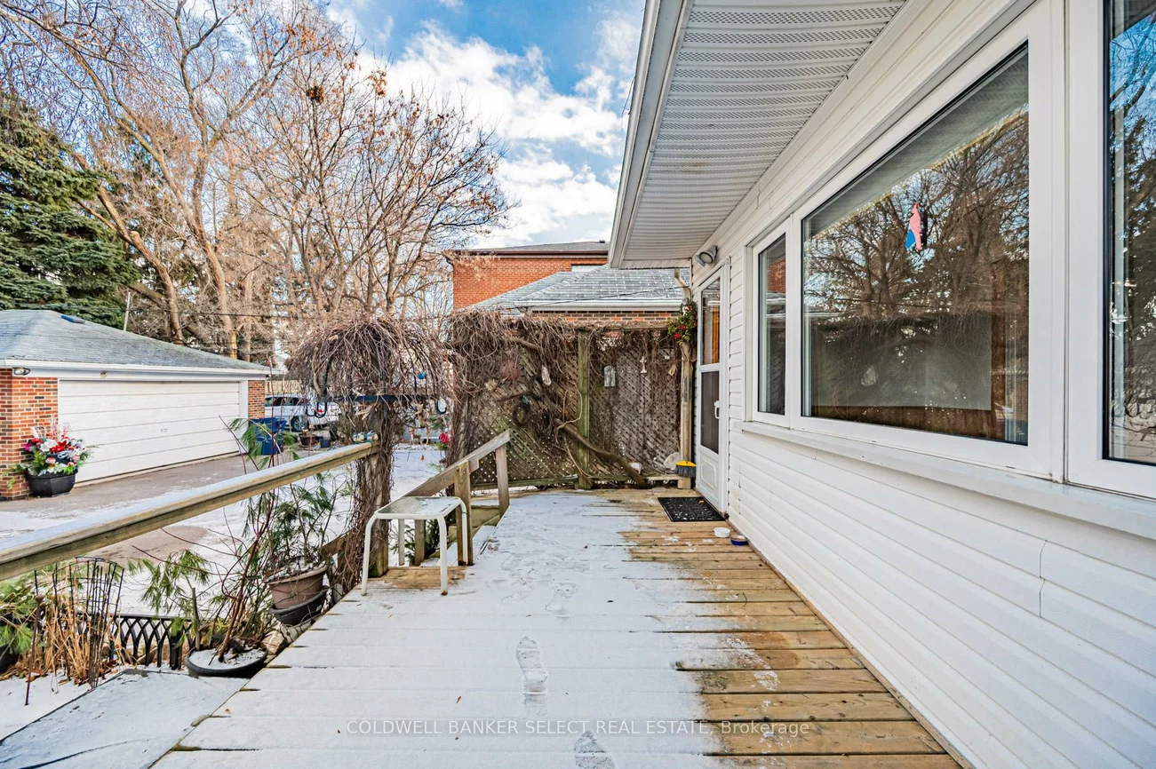 125, Fourth, New Toronto, Toronto