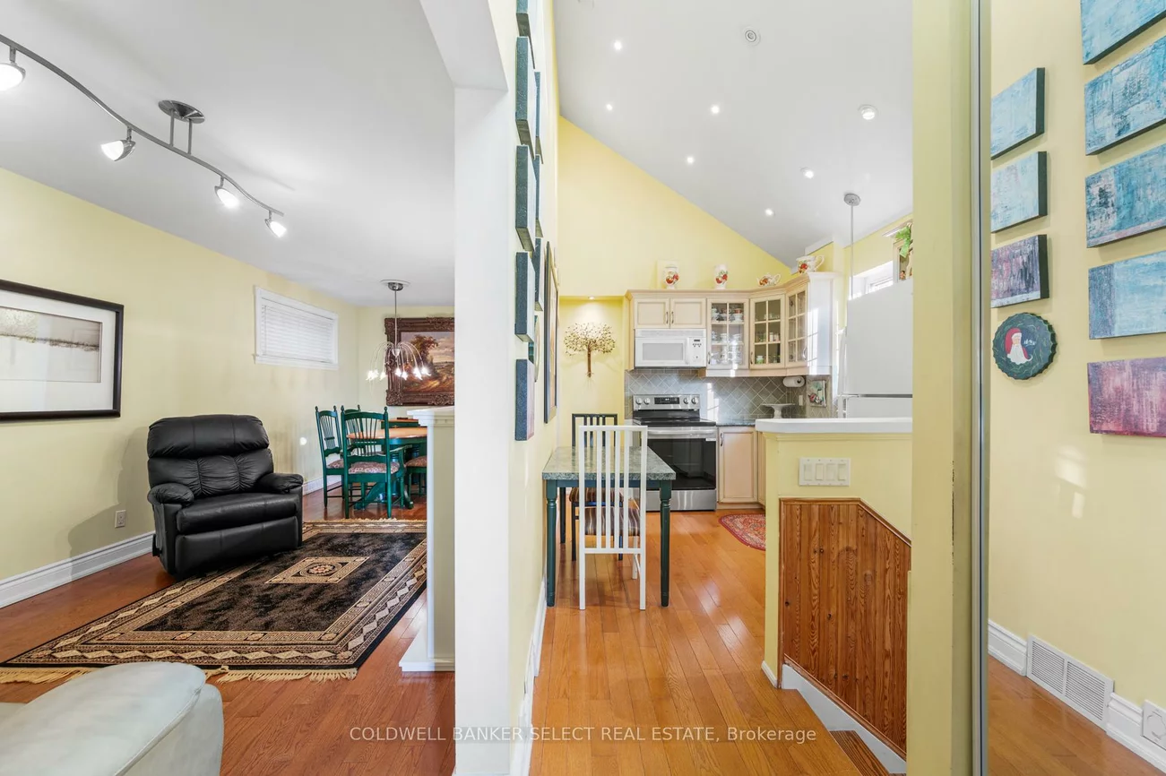 125, Fourth, New Toronto, Toronto