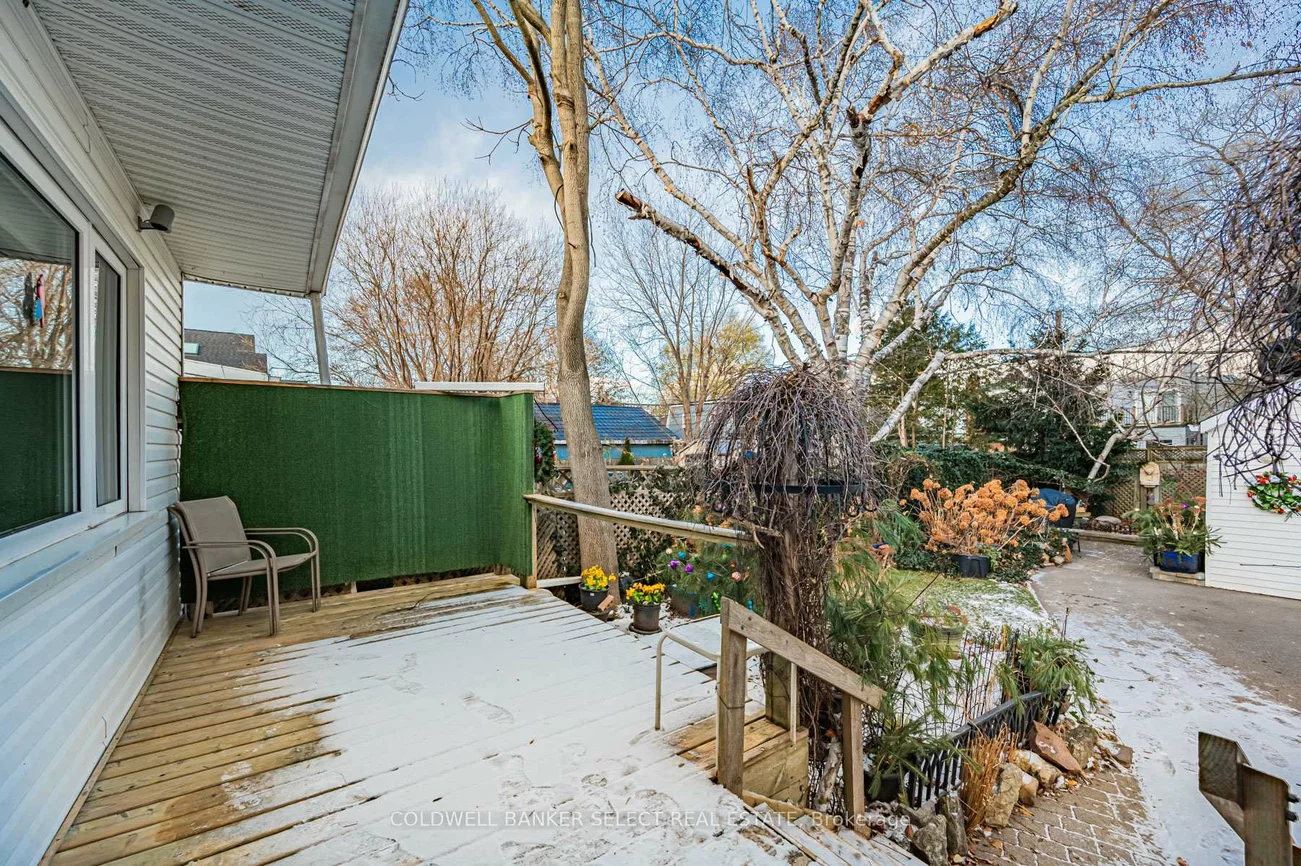 125, Fourth, New Toronto, Toronto