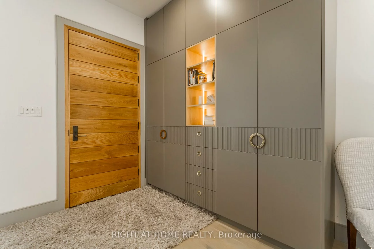 118, Martin Grove, Islington-City Centre West, Toronto