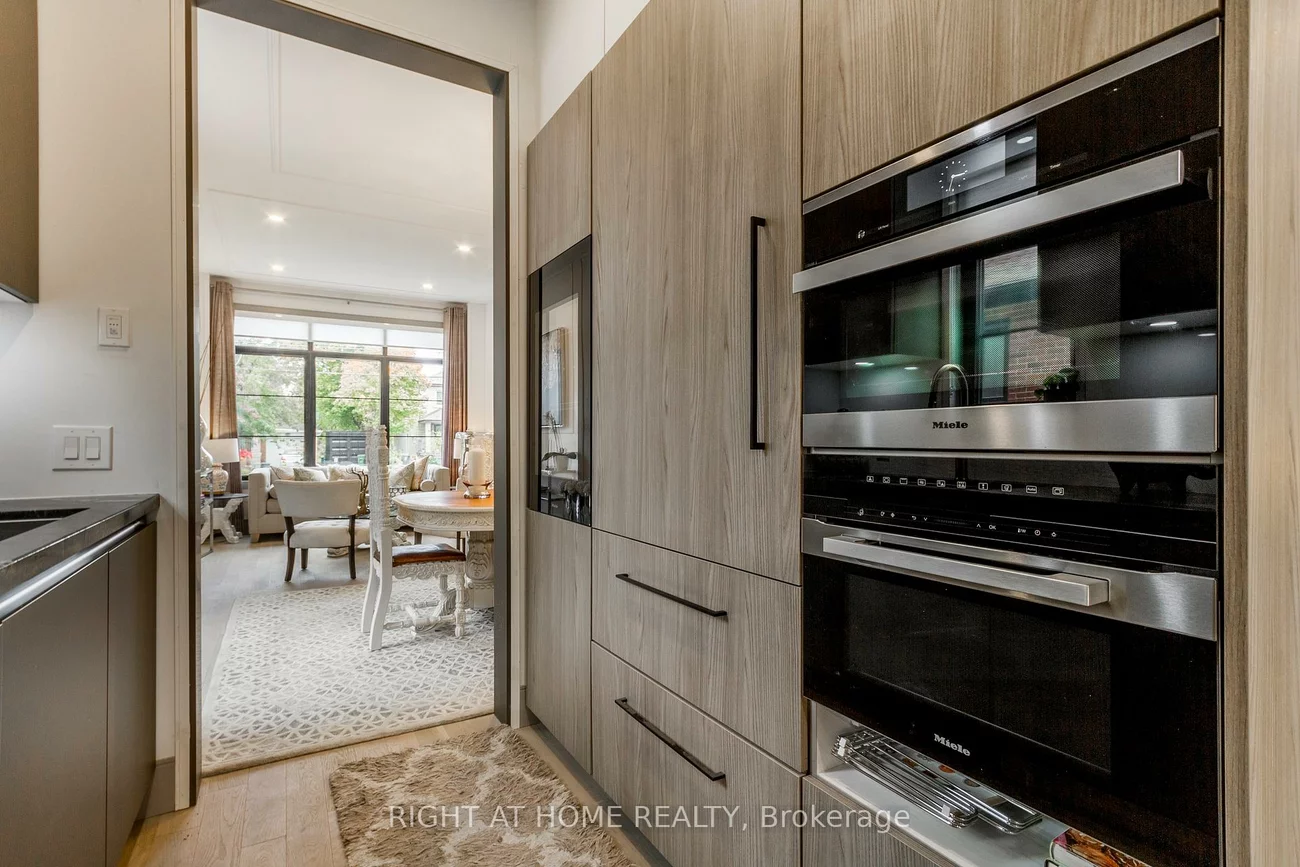 118, Martin Grove, Islington-City Centre West, Toronto