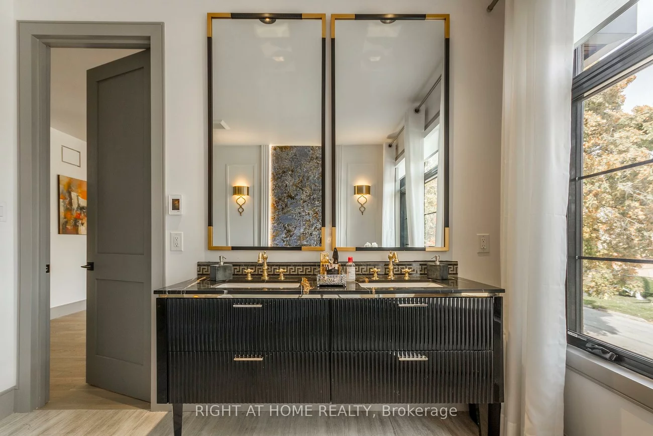 118, Martin Grove, Islington-City Centre West, Toronto