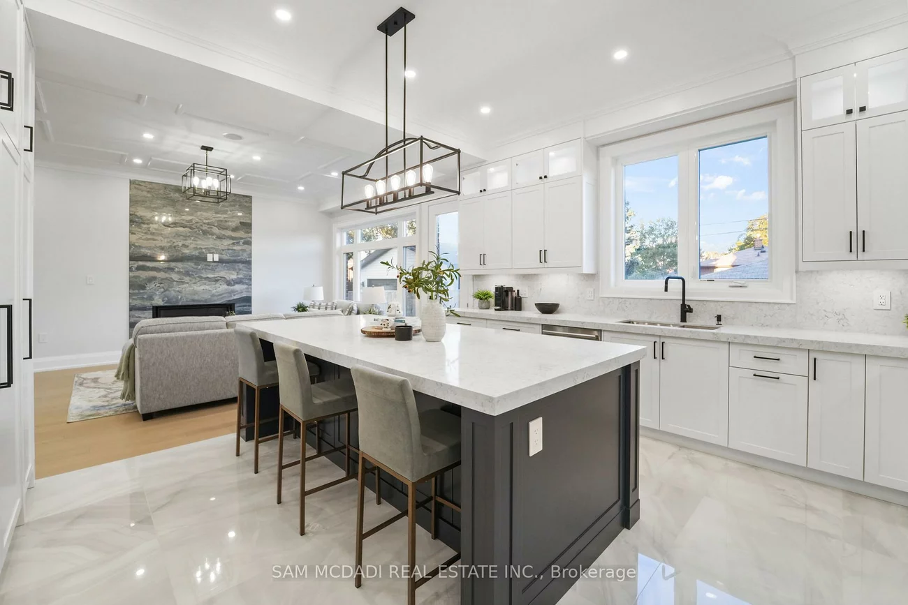 303, Delta, Alderwood, Toronto