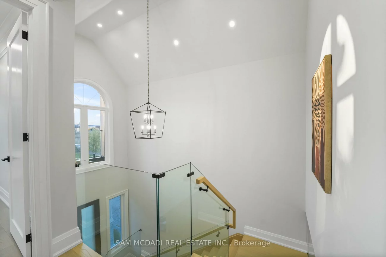 303, Delta, Alderwood, Toronto