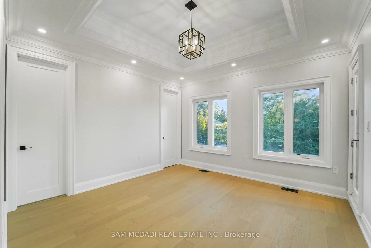 303, Delta, Alderwood, Toronto