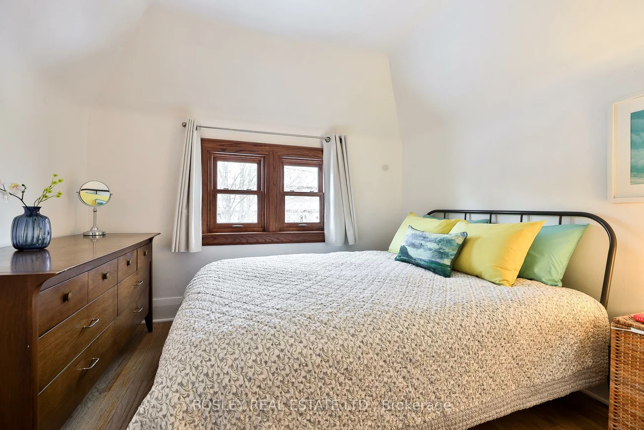 224, Rosethorn, Keelesdale-Eglinton West, Toronto