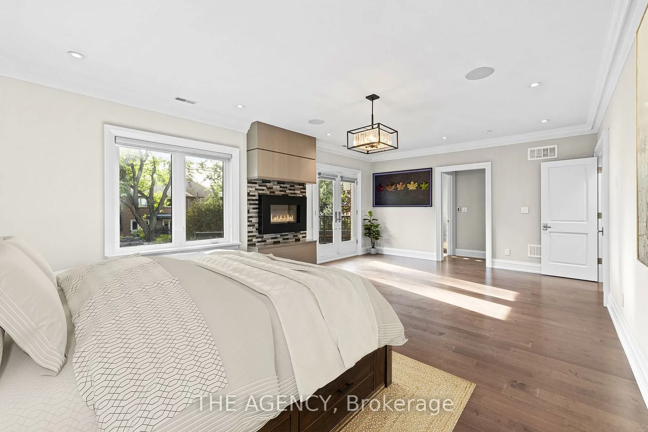 11, Burrows, Islington-City Centre West, Toronto