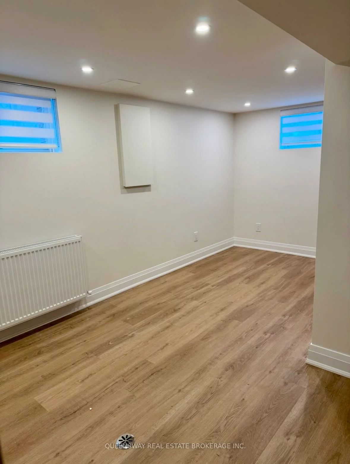 420, Jane, Lambton Baby Point, Toronto