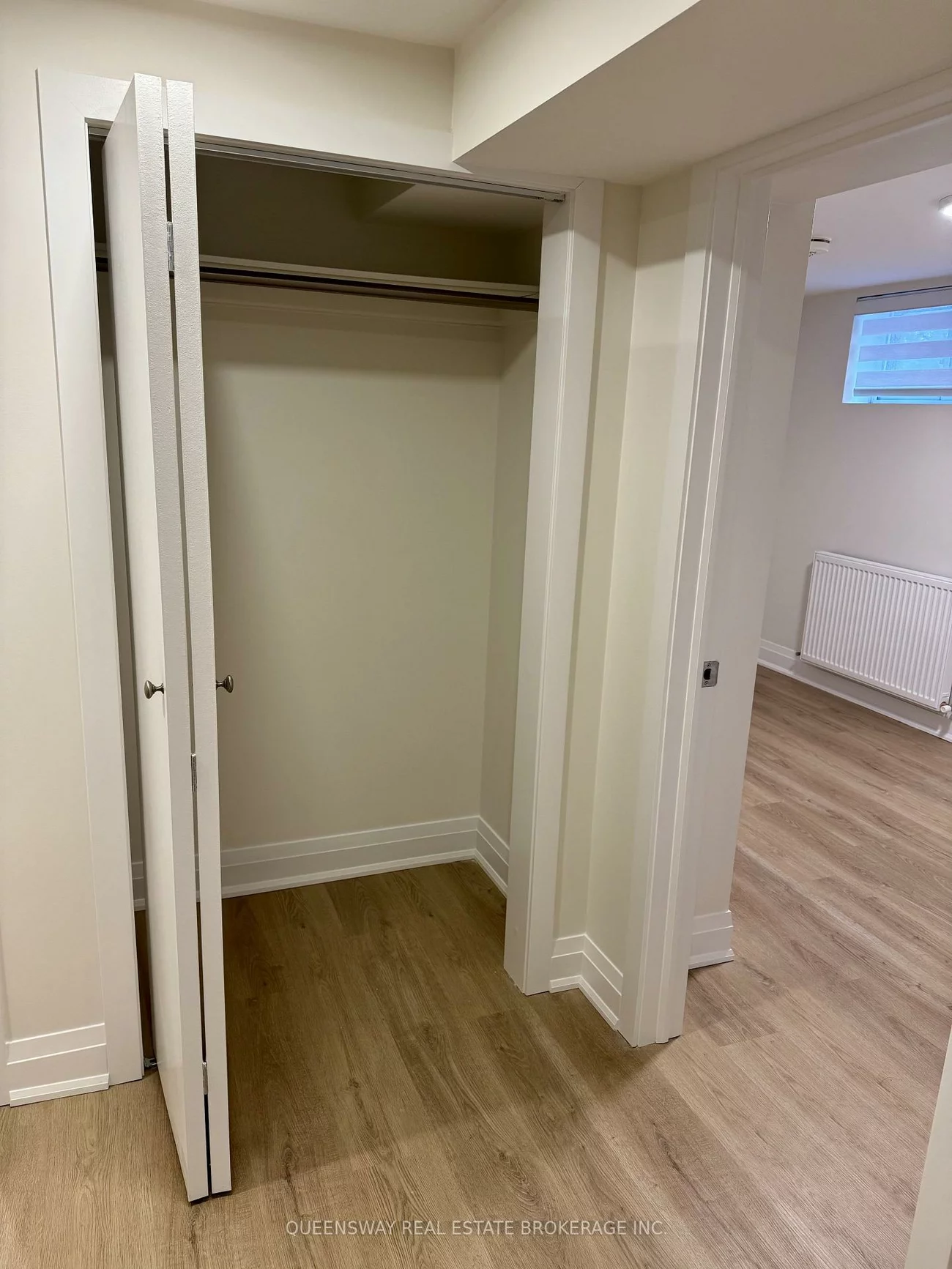 420, Jane, Lambton Baby Point, Toronto