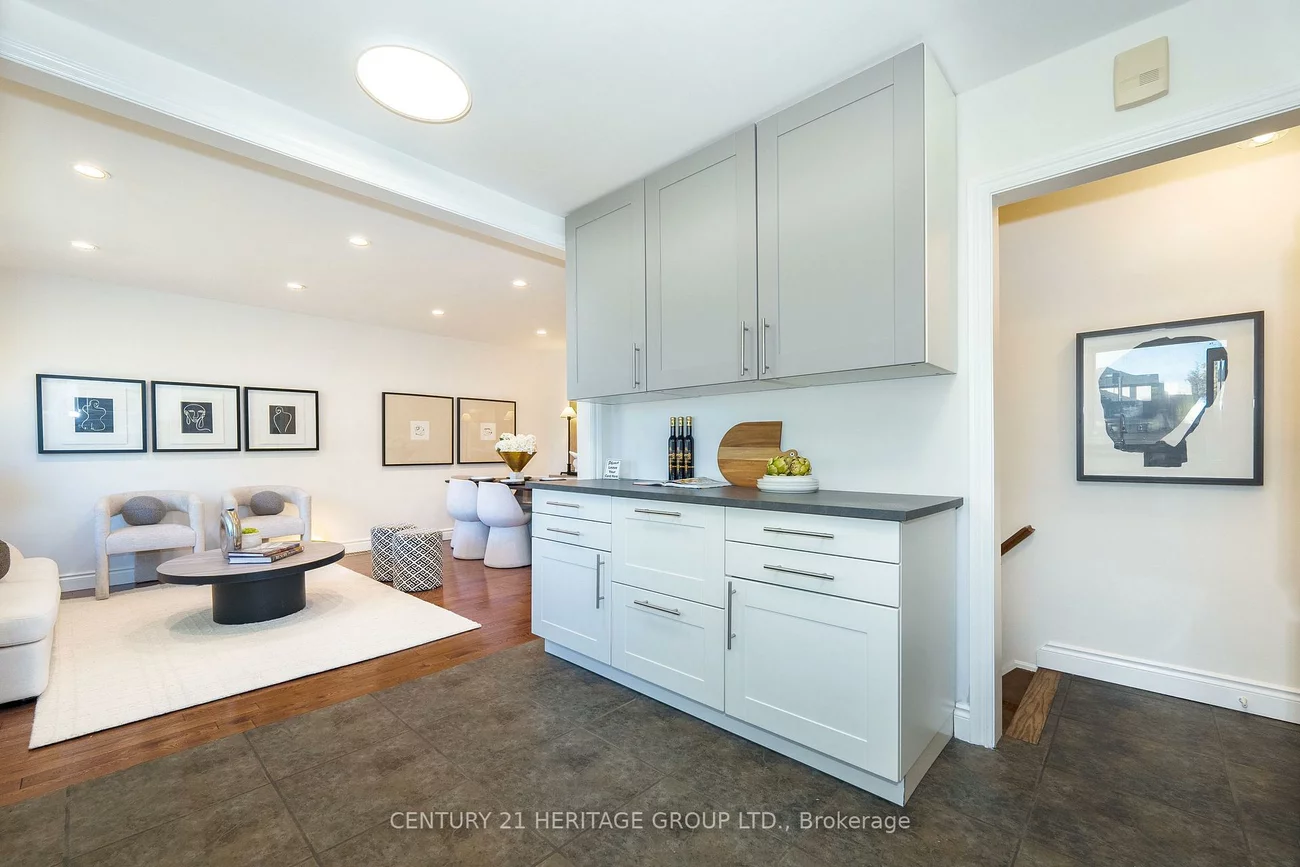 67, Savona, Alderwood, Toronto