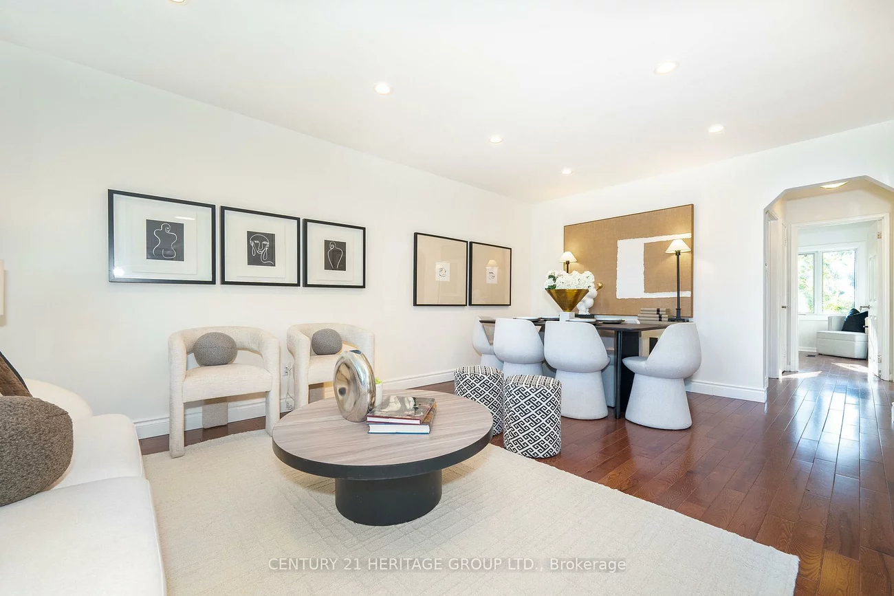 67, Savona, Alderwood, Toronto