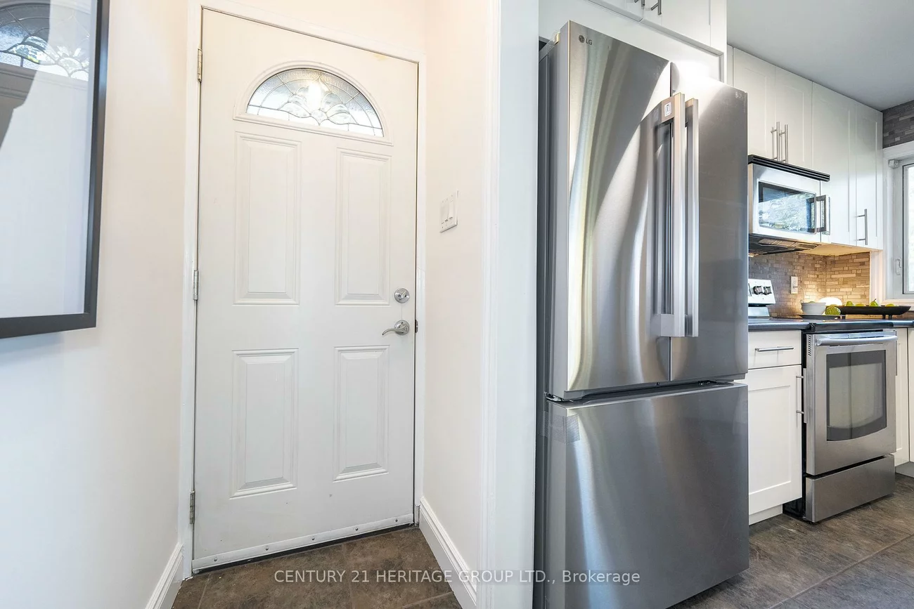 67, Savona, Alderwood, Toronto