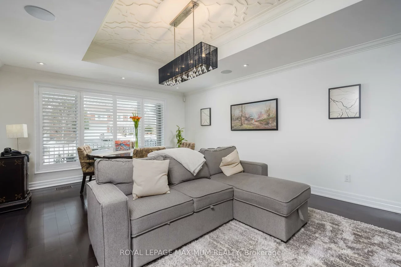 55, Ashmount, Willowridge-Martingrove-Richview, Toronto