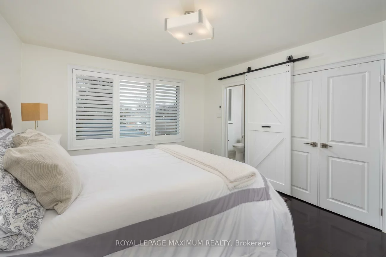 55, Ashmount, Willowridge-Martingrove-Richview, Toronto